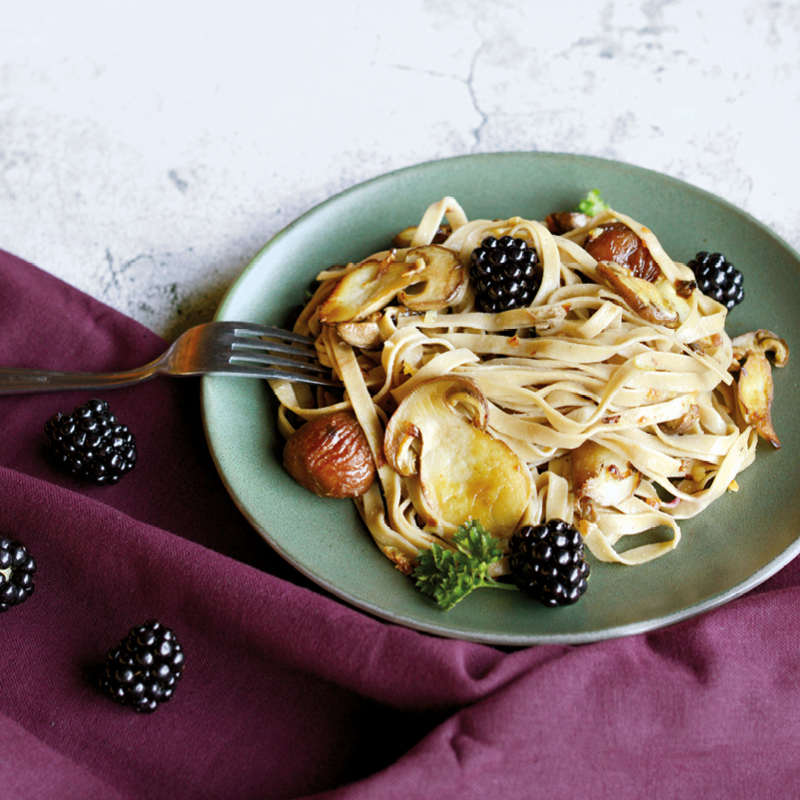 Kernser Steinpilz Tagliatelline mit Marroni und Pilzen