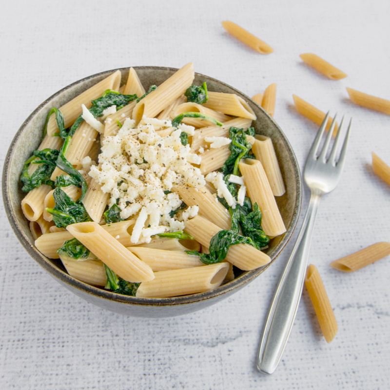 Kernser Urdinkel-Penne mit Feta & Spinat