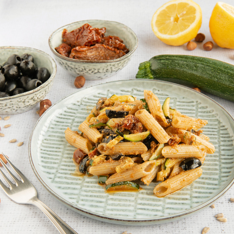 Kernser UrDinkel Penne Mediterraner Salat