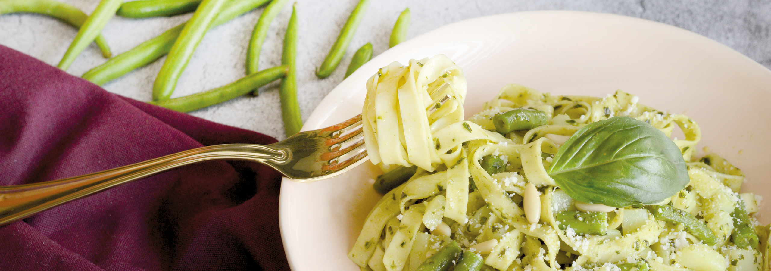 Kernser-Pasta-Header-Erleben-Rezepte-Fettuccine-Alfredo